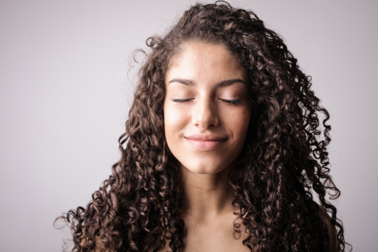 people with natural curls have curly baby hair